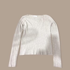 เสื้อริบแขนยาวคอกลม